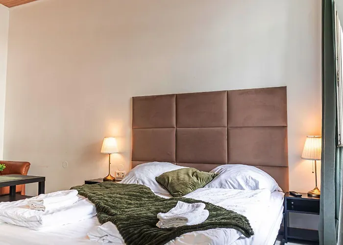 Comfy 2br Near U6 Station -long Term Apartamento